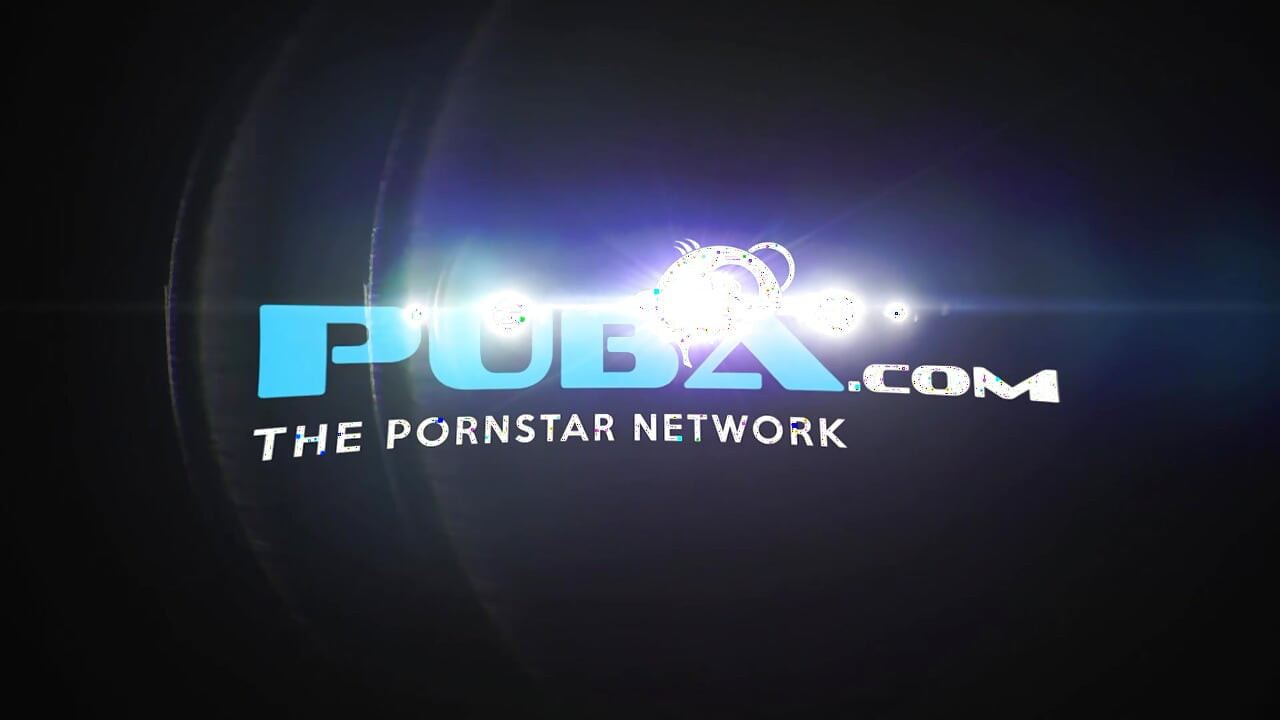 Pequeña asiática hilandera adquiere una enorme polla negra