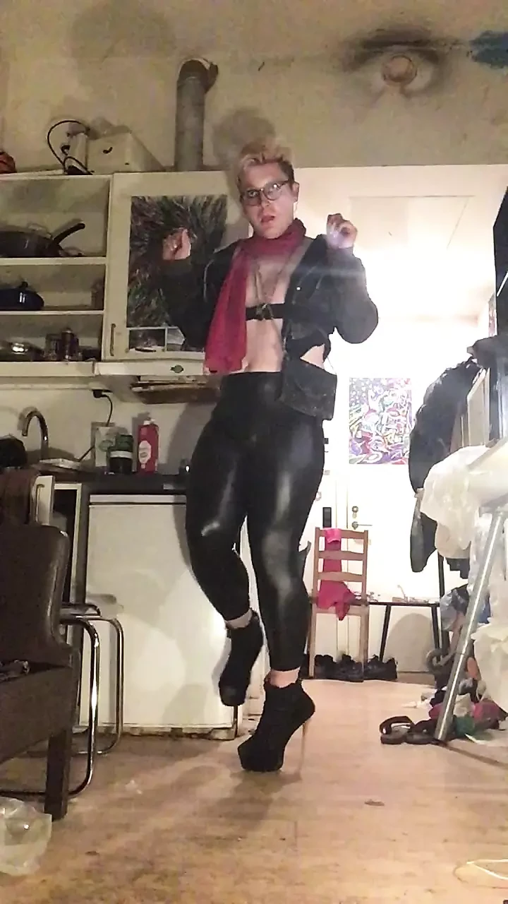 Sissy innan du går ut
