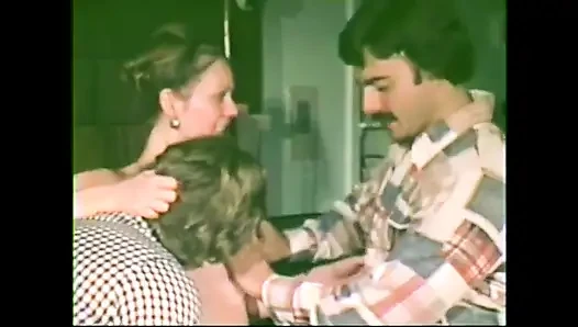 American Vintage Cute Blonde Girl Has a Threesome with Two Guys Loving P...