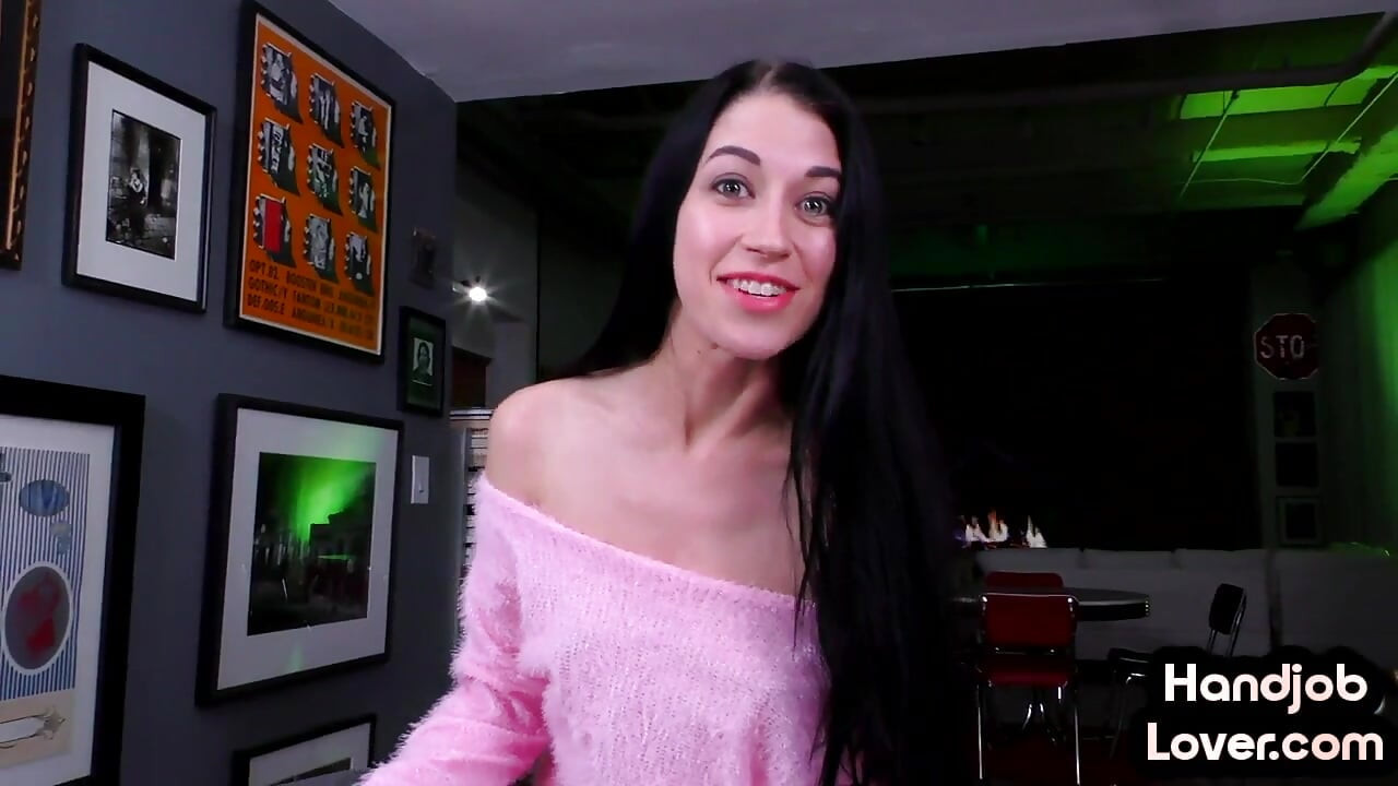 Tugging amateur wanks cock in foot fetish POV action