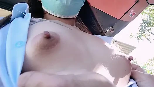 19 YEAR OLD SCHOOLGIRL RIDES A TRIKE DRIVER FUCK IN PUBLIC