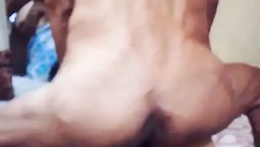 Beni sev karım.amını yiyeceğim