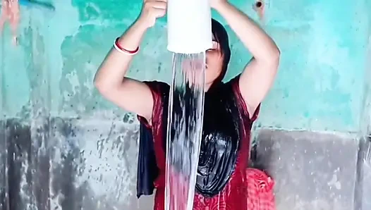 Video seks vital vital istri suami kamar mandi begumku