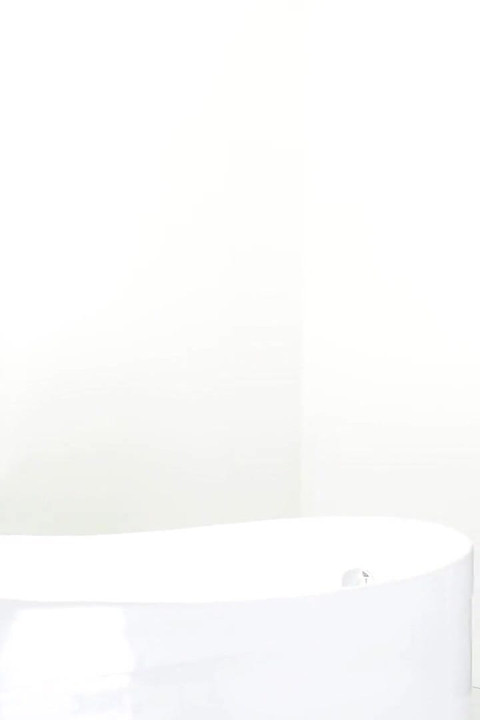 August Ames in Freaky in the Tub
