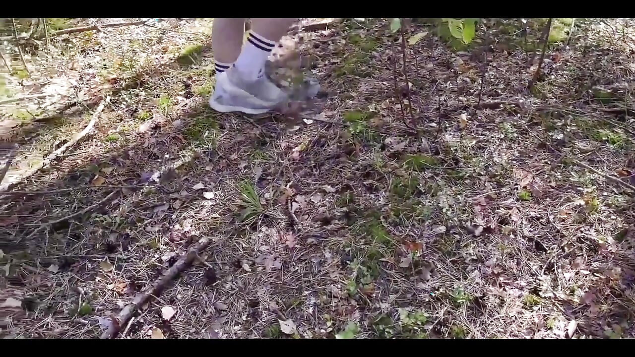 Šetnja završila žestokim jebanjem i završila na guzici