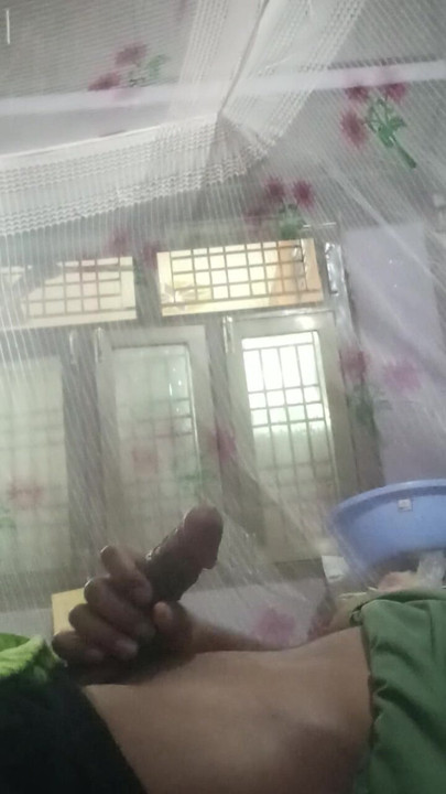 Masturbation - Alone boy thinking her GF and mastrubating at home