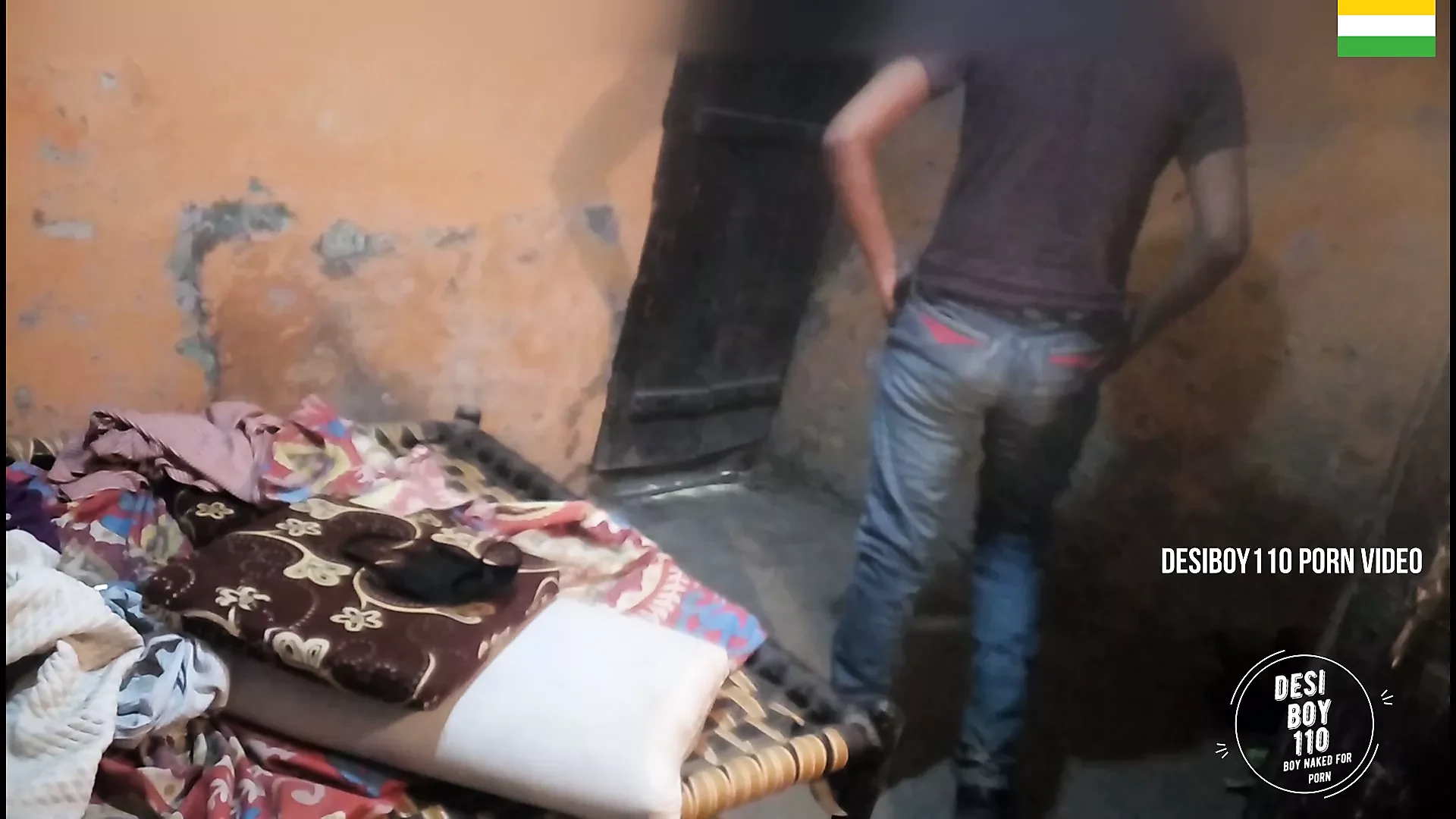 DESI PORN BOY NAKED NUDE INDIAN BOY SEX VIDEO ALONE AT HOME