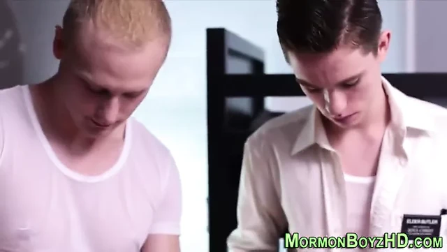 Mormons in garment tug