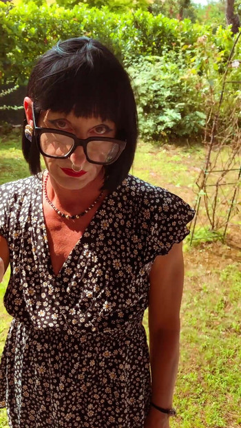 exhibitionism in the garden