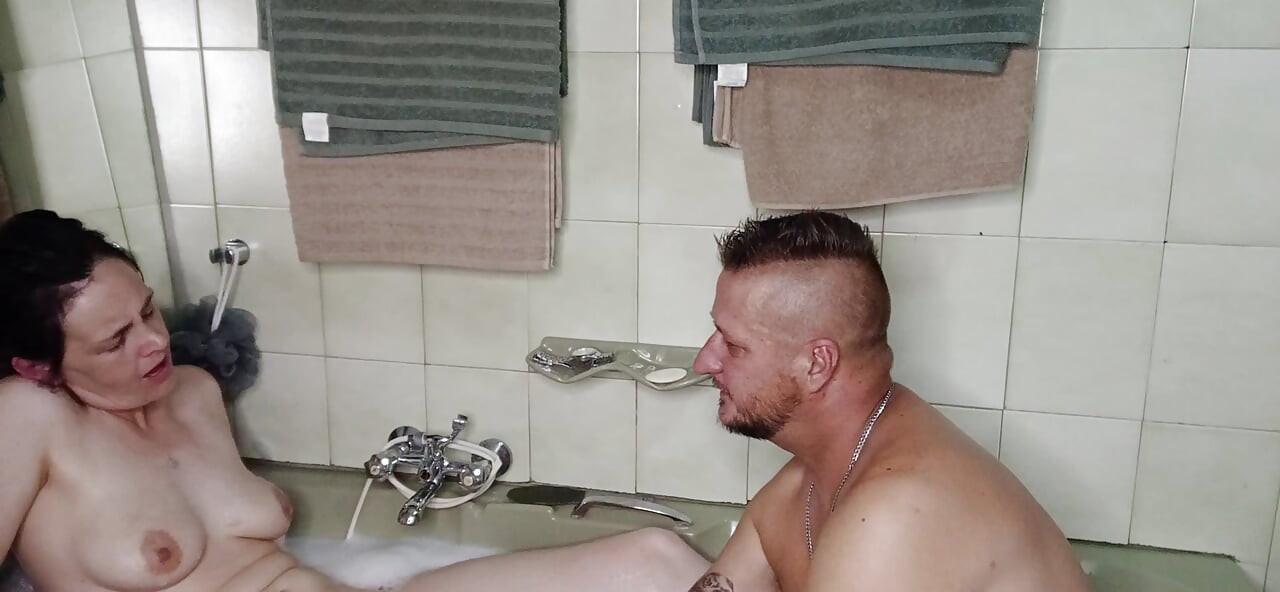 بعض وقت الاستحمام