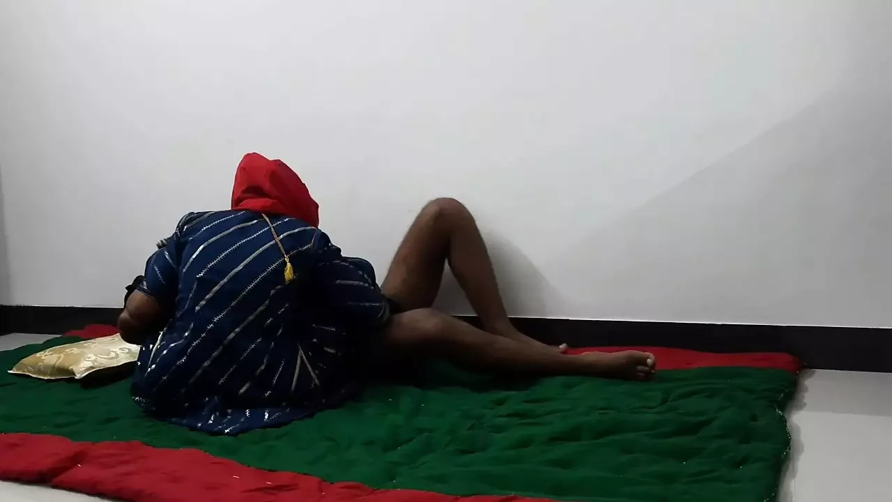 desi ladki ki chudai ki roommate ne desi girl fucked by roommate