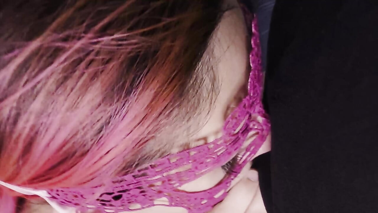 Masked Girl Deepthroats & Takes Heavy Facial