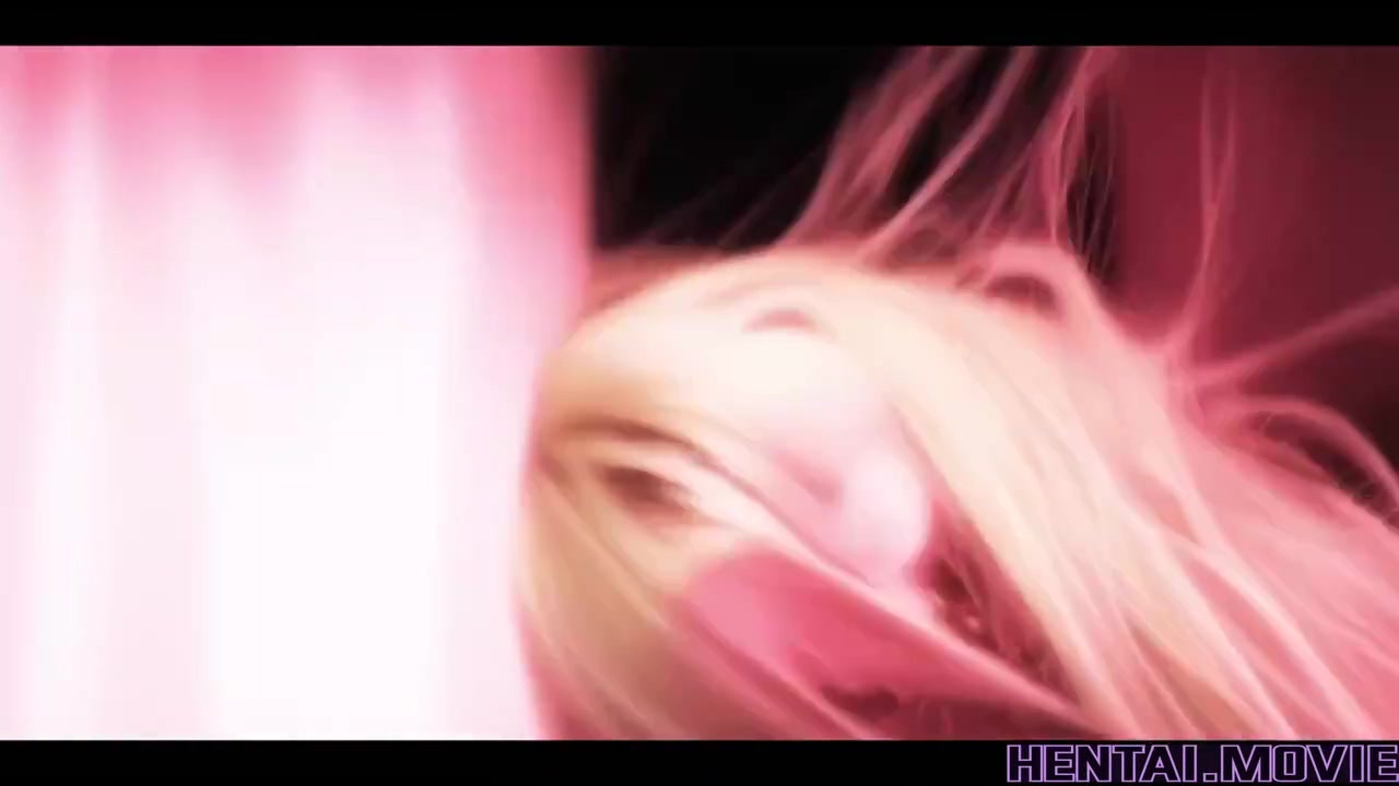 女の子は悪魔のFUTA性別変容を受け、彼女の医者をファック