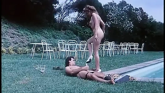 Ateşli açık havada grup seks