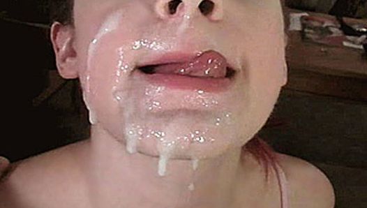 Hete en ondeugende amateur -tiener vriendin pijpbeurt met enorm sperma in het gezicht