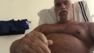 Moustache Daddy jerking off