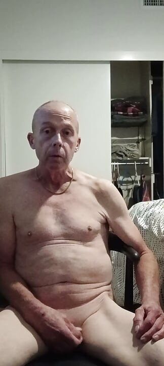 Tiny Dick Gay Man Jerking Off Taking About How A 22 Year Old Used his Hole