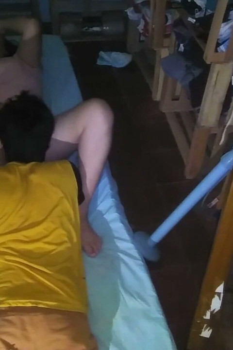 Mój chłopak ssie mnie bardzo bogatego