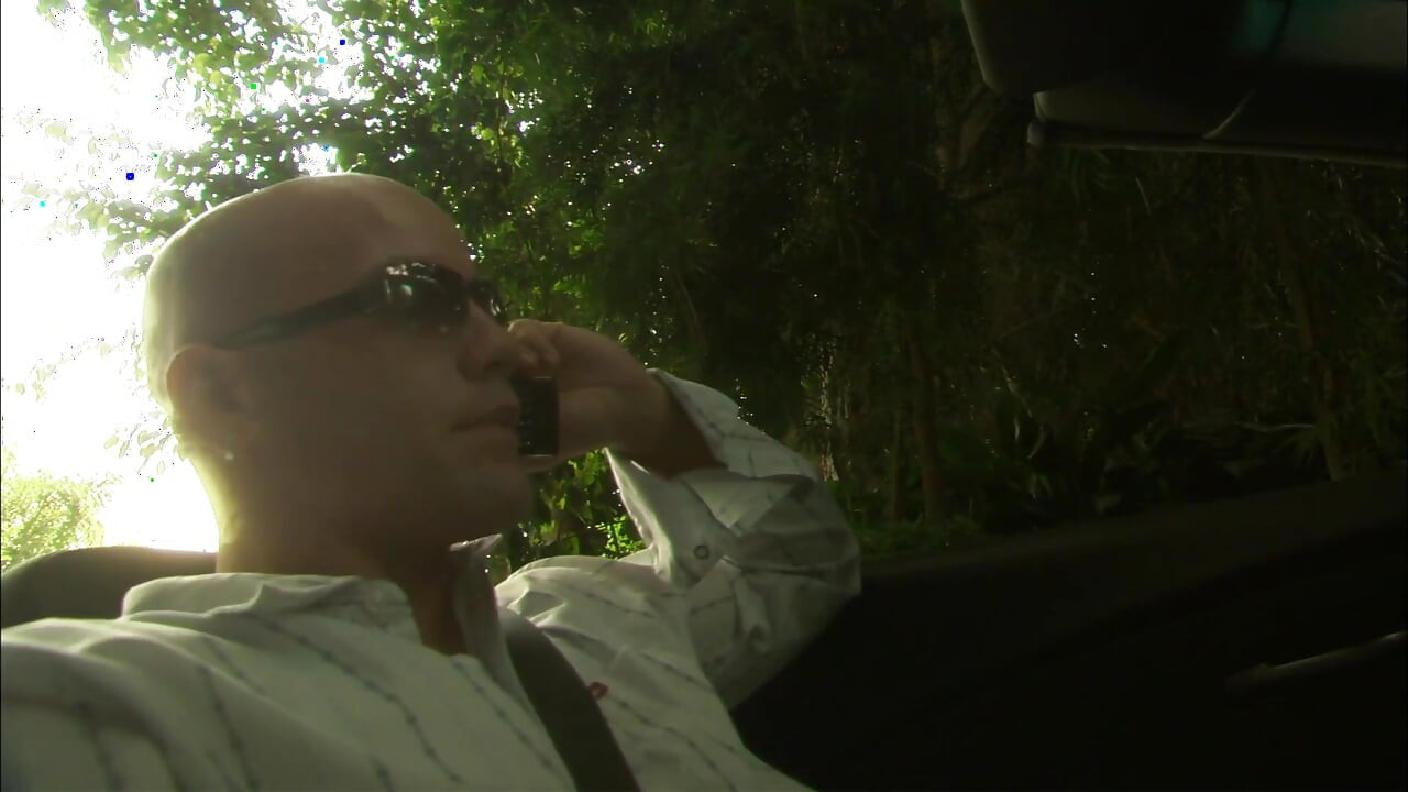 Loira deusa é fodida na mesa da cozinha