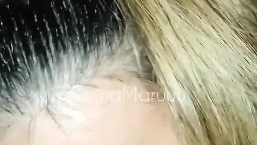 Arabada gezintiye çıktım ve onun yarağını emmek istedim