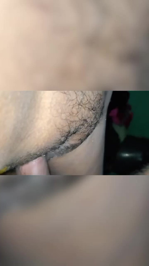 देसी भाभी को छोड़ दिया