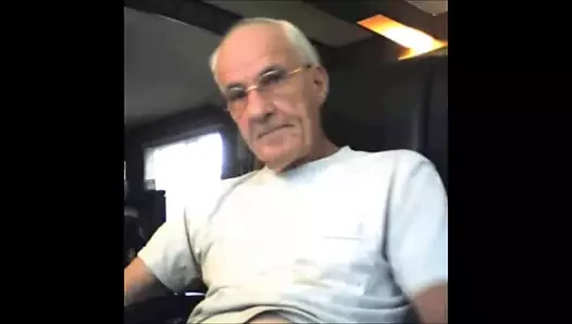 Üç adam