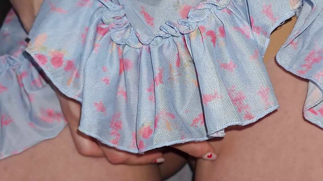 Almost caught when stranger guy fingers my pussy and slide his uncut cock then CUMS hard inside my panties in a crowded bus