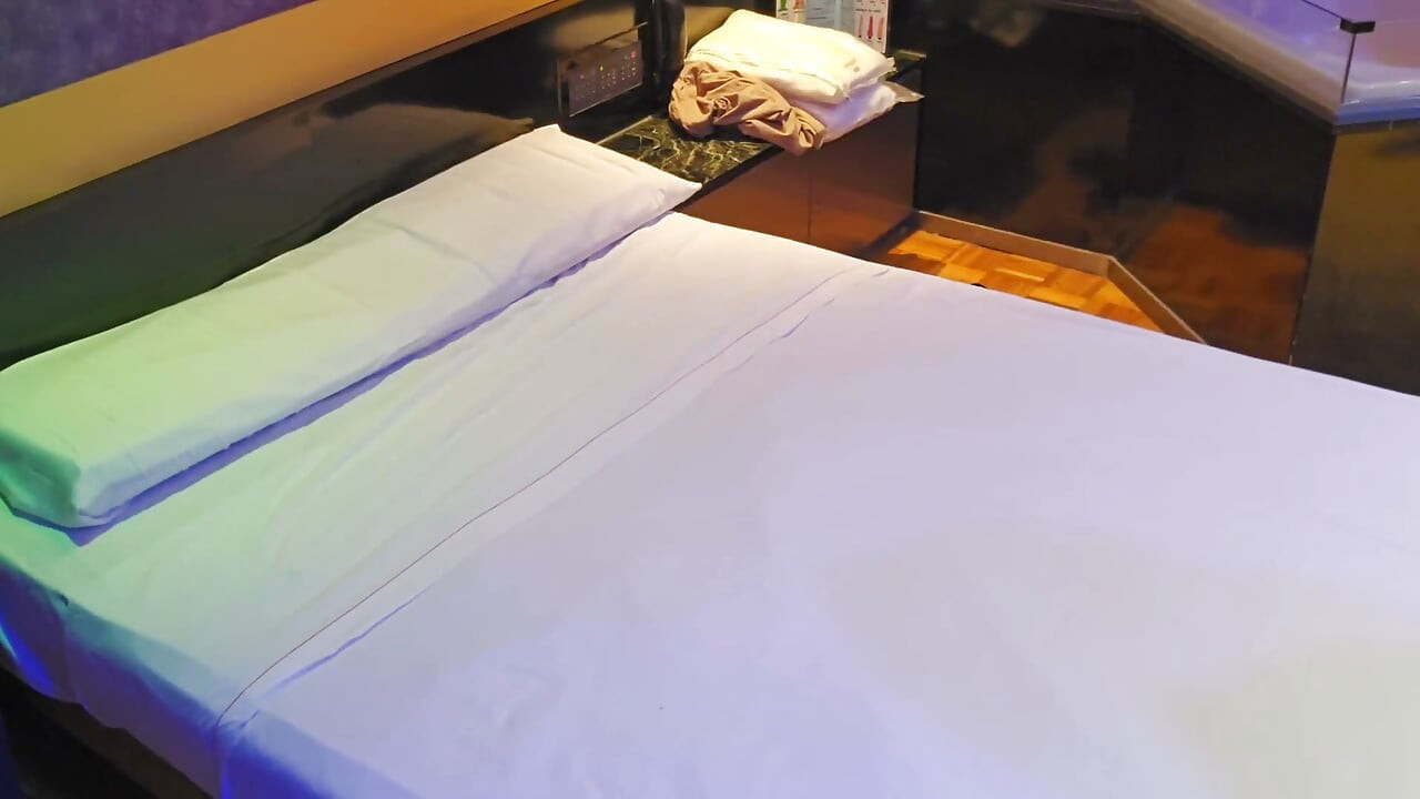 Fucking with Cocky Male Xxxl in a Motel