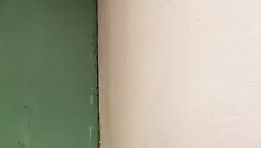 Bayangin aja gimana kamu nyepong toket ini?