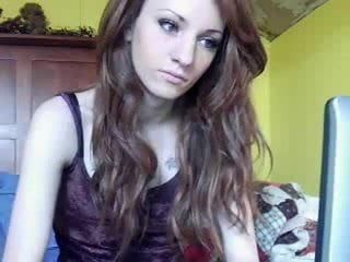 Muñeca cara transexual en webcam