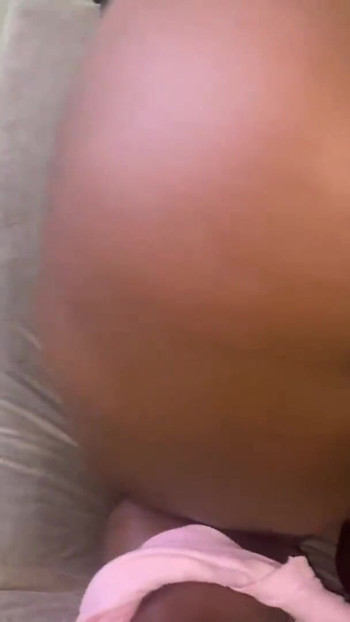 WAS FÜR EIN GEILER ARSCH DIE STIEFMUTTER HAT | Clip 1