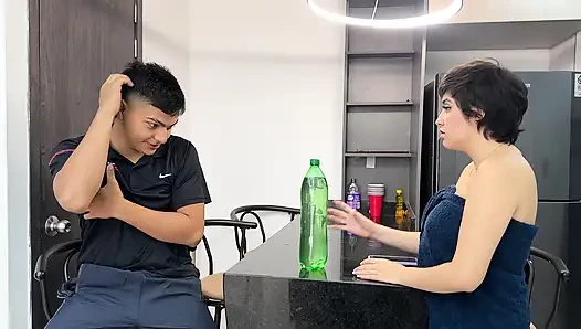 I Order a Delivery, but I Like the Delivery Mans Huge and Delicious Cock Better, so I Ask Him to Stick It in Me