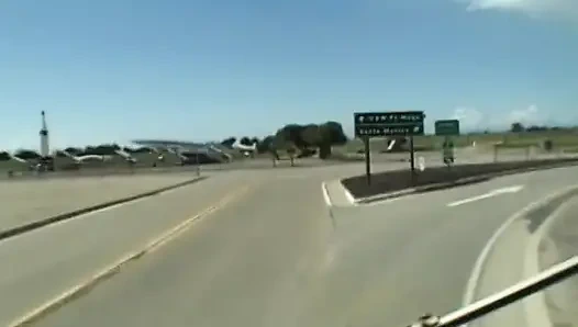 İki edepsiz ateşli genç kaltak için vahşi grup seks