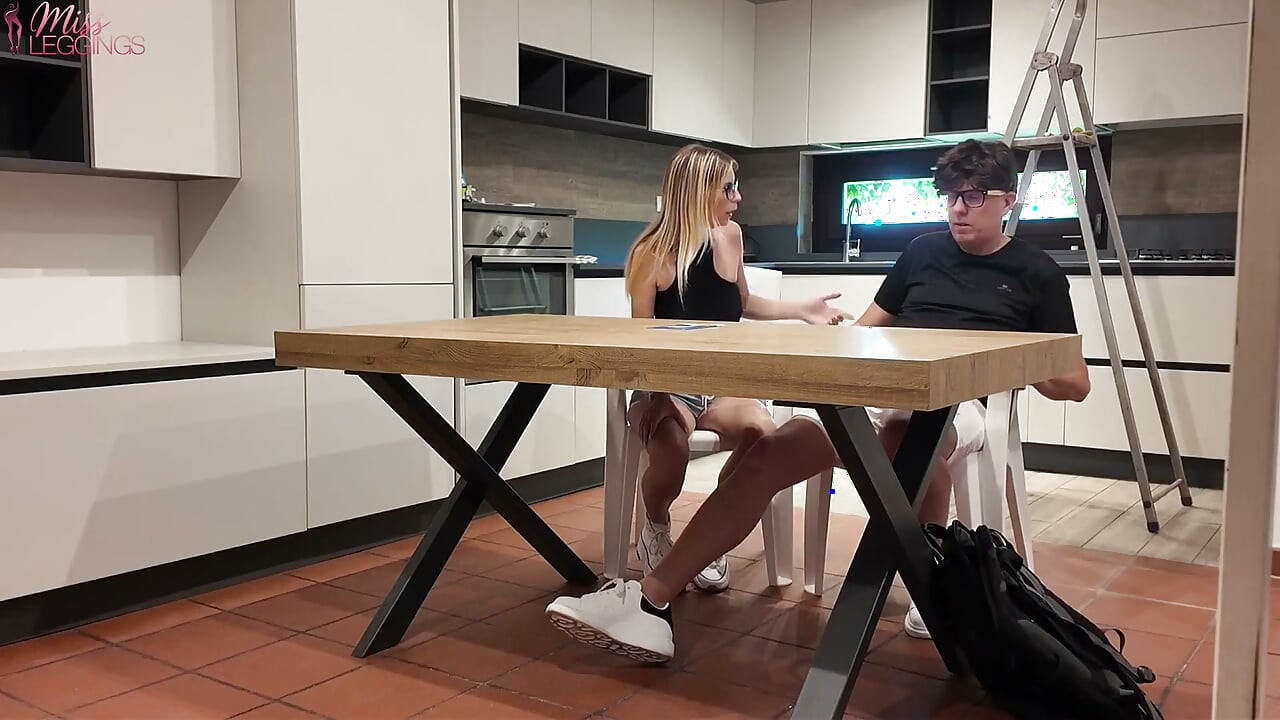 Stepaunt Disgusted by Her Stepnephew's Perverse Request to Help Her with the Internet Gets Excited by Snotting His Cock