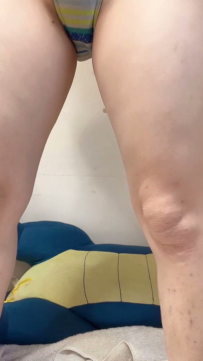 after piss pee pussy really mess dirt | Clip 1