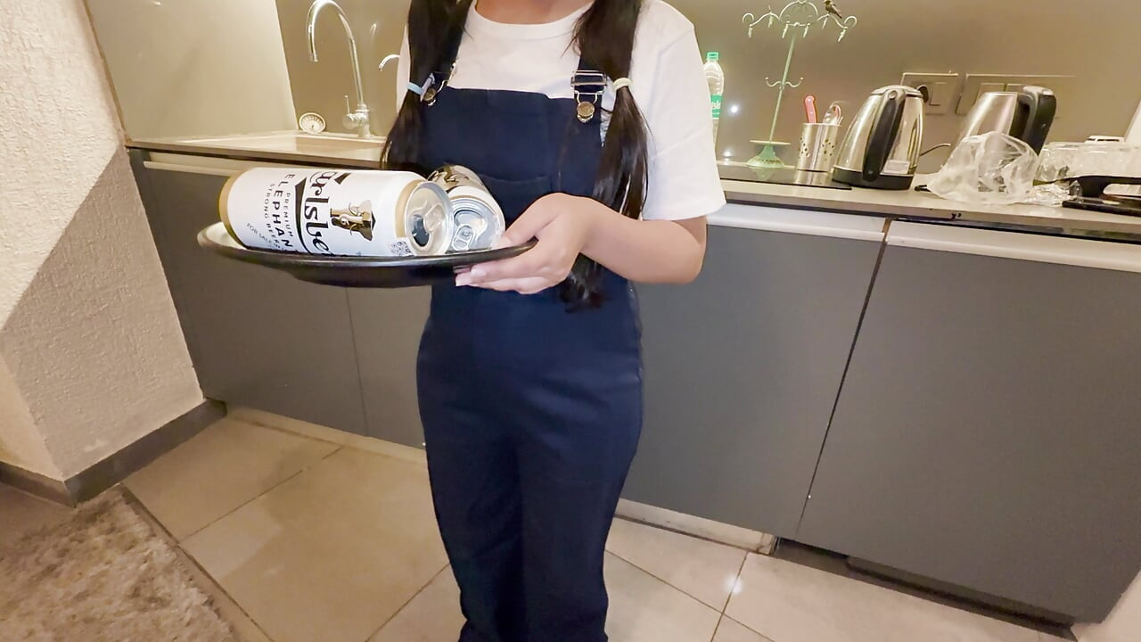Room Cleaning Service Girl Ke Sath Hardcore Chudai Ki