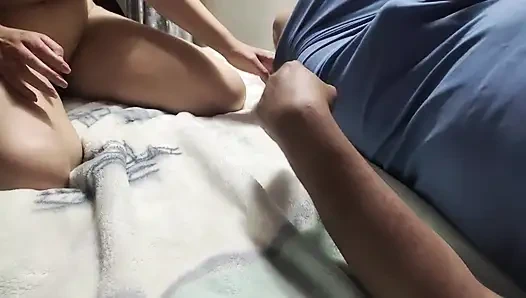 Арабская жена куколда в салоне, арабский