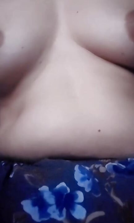 かわいい女子大生のビデオ通話セックス