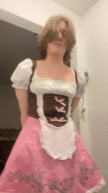 Sissy maid shows her ass