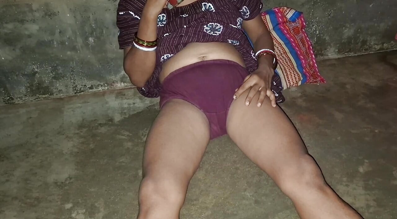 Indian Desi Stepmom Priyanka Loves