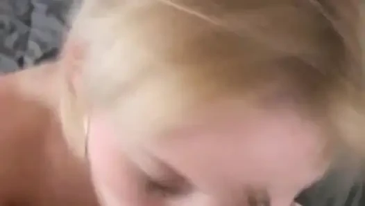 Глубокая глотка приключения Kelsey