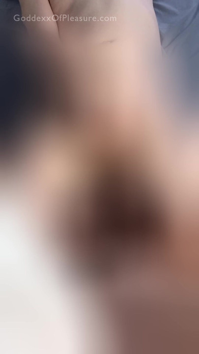 내 거대한 자지를 따먹어. 나는 당신이 구석구석 구걸 할 거야 너무 기분이 좋게 만들거야. 나머지를 보고 싶으시나요? 링크 인 바이오!