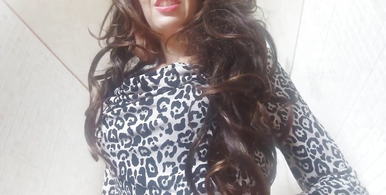 Ta sistinlaw wygląda na wyniosłą, ale ona DS! Naprawdę lubi kutasa