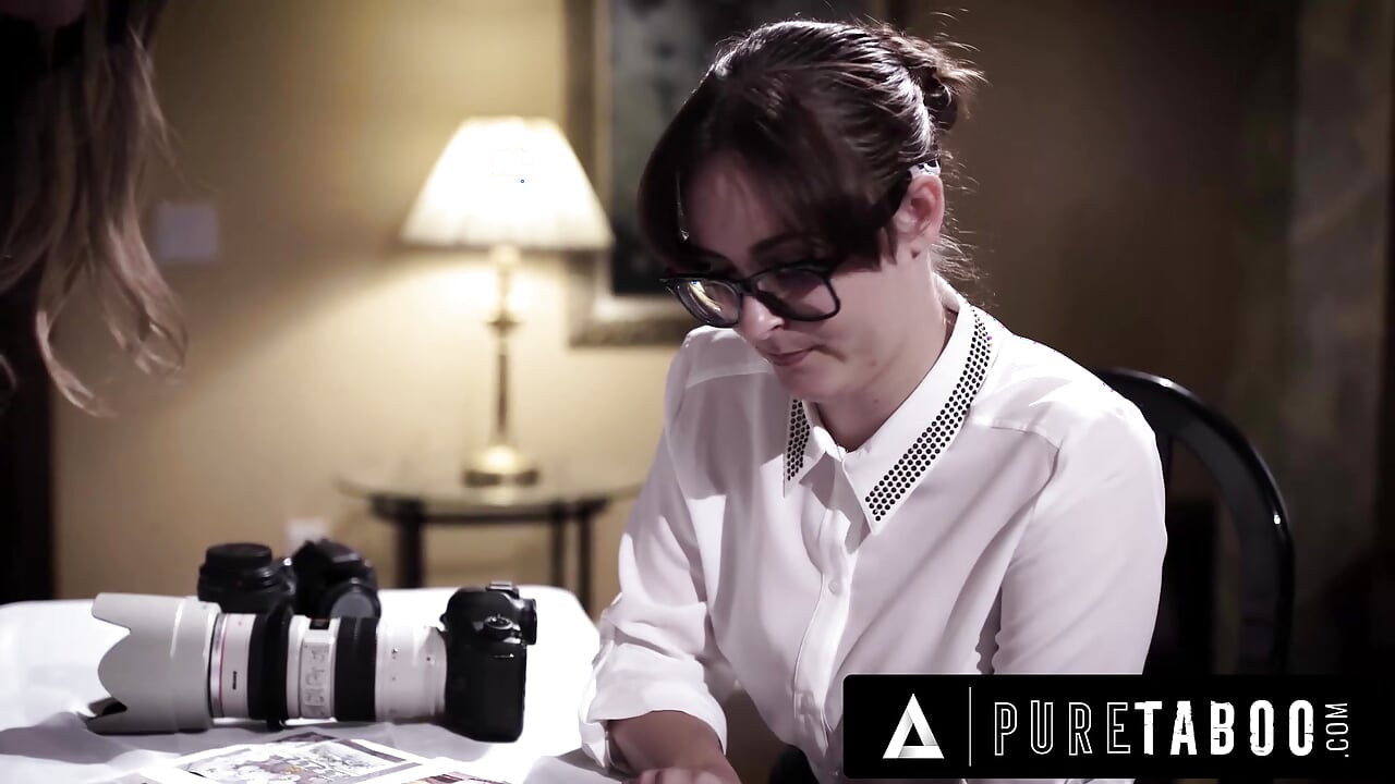 PURE TABOO Prude Jay Taylor skyld-tripper assistent Lena Paul ind i rå anal med ked af det mand -DEL 1