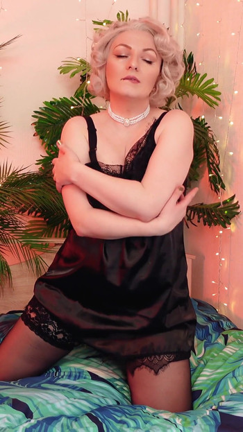 Powerful moment from "Sexy pin up hot MILF teasing with cameltoe and lace panties and black nylon stockings (Arya Grander)"