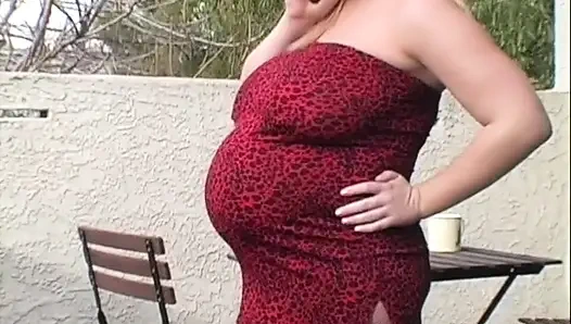Preggo vintage gets pregnant pussy poked