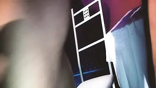 Ungedeckte frauenszene 4: blonde vollbusige MILF in dessous fickt gerne mit zwei schwänzen gleichzeitig