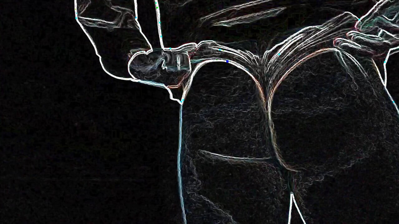 Shaking my big booty with a black filter