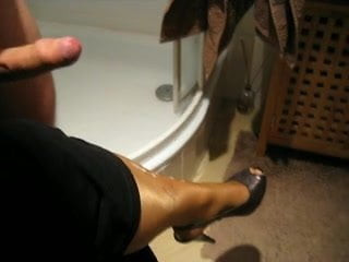 pantyhose cum
