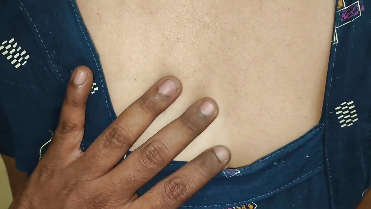 Traite et sexe en levrette avec Anu